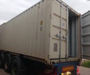 delivered shipping container (9)