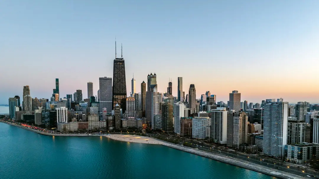 Shipping Containers for Sale in Chicago, IL - Four Sons Logistics